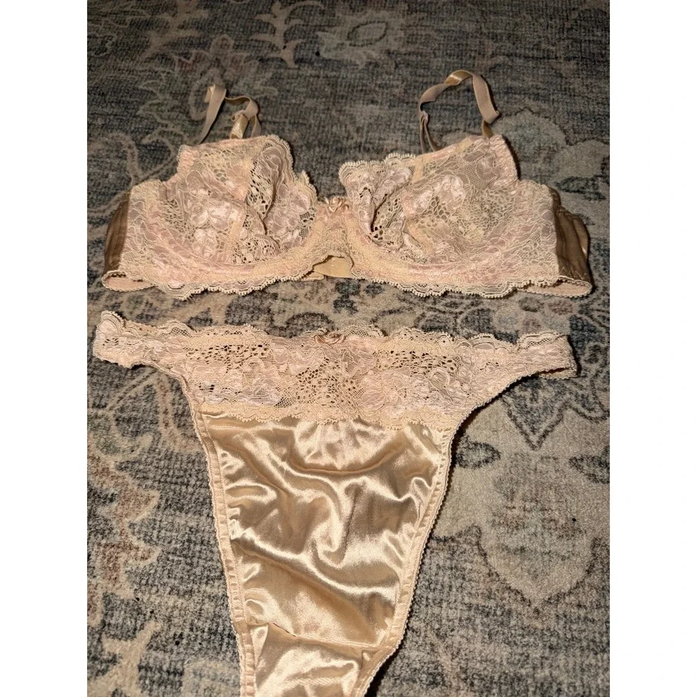 Vintage Victorias Secret Satin Lace Champagne Gold Lingerie Bra Panty Set 1998
